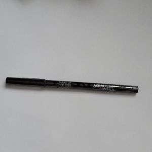 Aqua Resist Color Pencil Eyeliner in 01 Graphite -